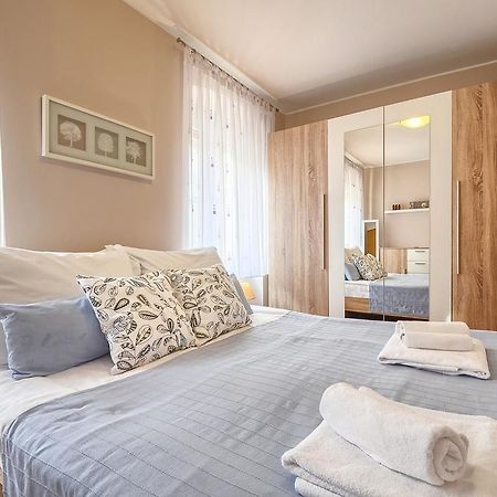 E&E Apartment Arena With Free Private Parking Pula Dış mekan fotoğraf