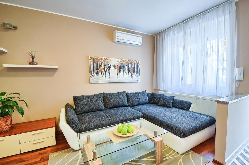 E&E Apartment Arena With Free Private Parking Pula Dış mekan fotoğraf